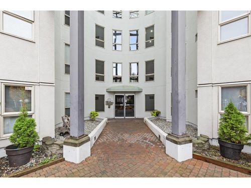 208-2575 Ware St, Abbotsford, BC, V2S3E2 | Card Image
