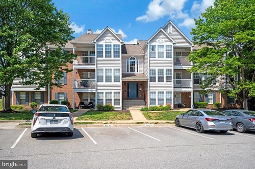 301-3580 Sherbrooke Cir, WOODBRIDGE, VA, 22192-7015 | Card Image
