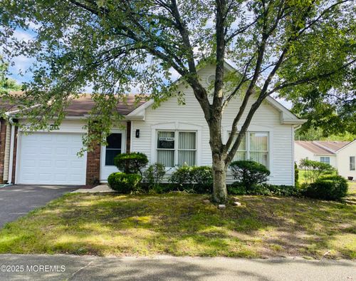 71 Jean St, Lakewood, NJ, 08701-7321 | Card Image