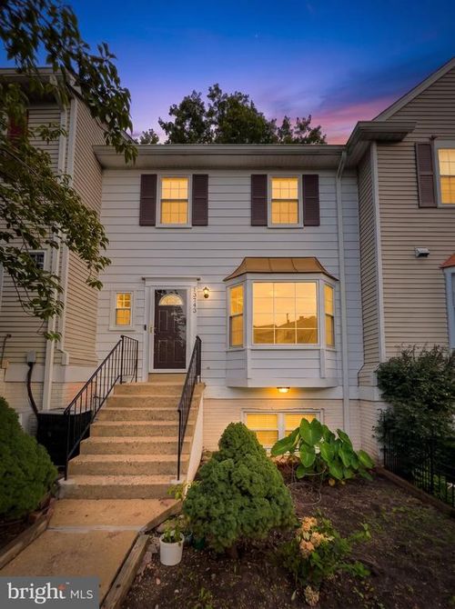 51b-13743 Flowing Brook Ct, CHANTILLY, VA, 20151-3514 | Card Image