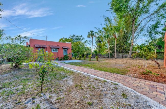 2002 Central Ave, House other with 2 bedrooms, 1 bathrooms and null parking in Sarasota FL | Image 46