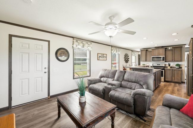 2926 13th Avenue, Home with 3 bedrooms, 2 bathrooms and null parking in Easton WI | Image 9
