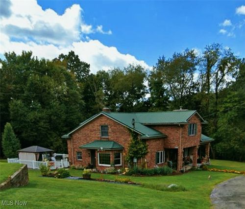 48501 Belmont Ave, East Liverpool, OH, 43920-9432 | Card Image