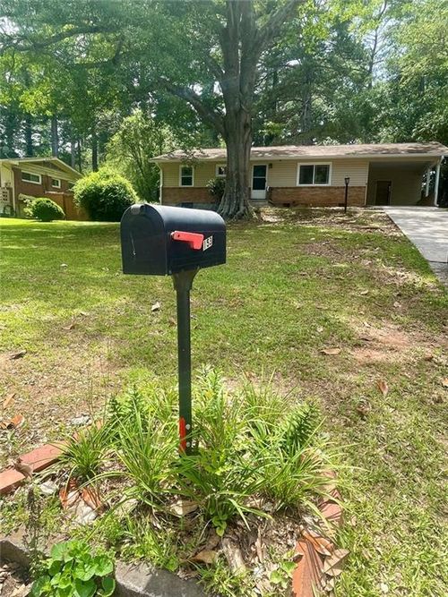 1537 Sagewood Cir, Stone Mountain, GA, 30083-1205 | Card Image