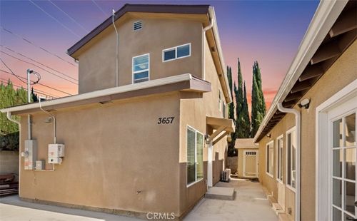 3657 Mountain View Ave, Pasadena, CA, 91107-4619 | Card Image