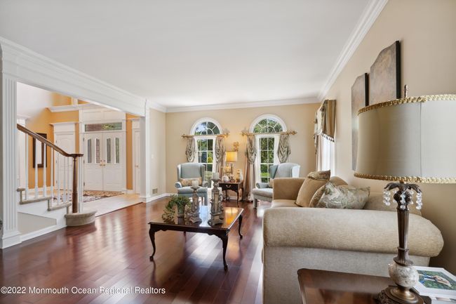 527 Apache Trl, House other with 5 bedrooms, 6 bathrooms and null parking in Morganville NJ | Image 5