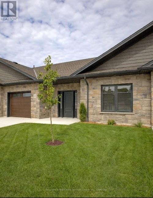 64-1182 Queen Street, Kincardine, ON, N2Z1G4 | Card Image