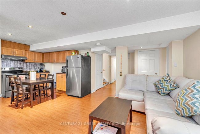 7 Accent Cir, House other with 6 bedrooms, 5 bathrooms and 4 parking in Brampton ON | Image 31