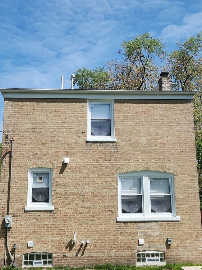 939 W 123 Rd St, House other with 2 bedrooms, 2 bathrooms and 2 parking in Calumet Park IL | Image 17