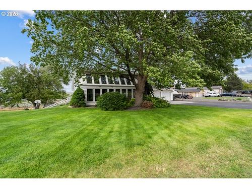 81850 Wilcox Ln, Umatilla, OR, 97882-6143 | Card Image