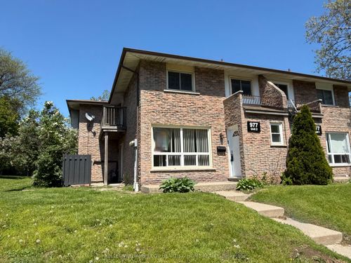 2-977 Francis Rd, Burlington, ON, L7T3Z1 | Card Image