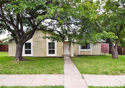 2111 Sheraton Dr, Carrollton, TX, 75007-5730 | Card Image