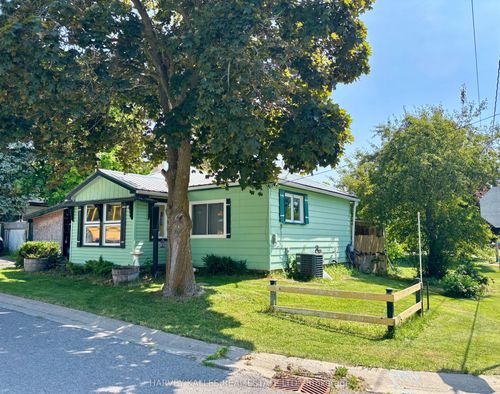 30 Maitland St, Picton, ON, K0K2T0 | Card Image