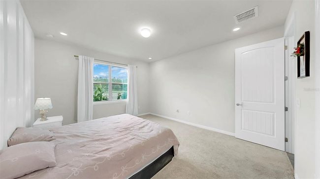 10842 Rolling Moss Rd, House other with 4 bedrooms, 2 bathrooms and null parking in TAMPA FL | Image 27