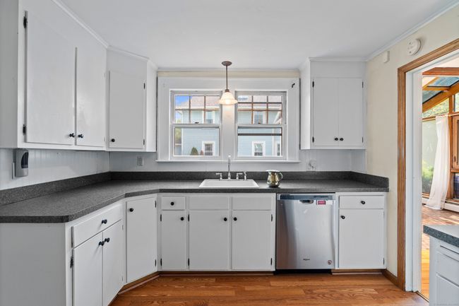 136 Bloomfield Ave, House other with 3 bedrooms, 2 bathrooms and 3 parking in Windsor CT | Image 12