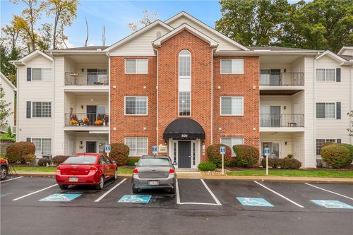 103-800 Hidden Ridge Ct, South Park, PA, 15129-8990 | Card Image