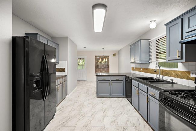 14506 Golden Cypress Ln, House other with 4 bedrooms, 3 bathrooms and 2 parking in Cypress TX | Image 11