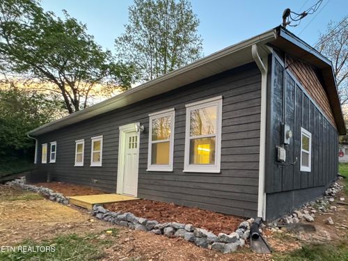 128 Crisp Rd, Lenoir City, TN, 37771-7918 | Card Image