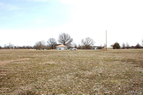 2 W Monroe St, Paris, MO, 65275 | Card Image
