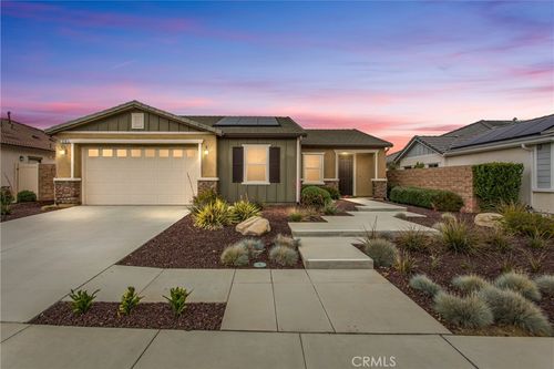 516 Farmstead St, Hemet, CA, 92543 | Card Image
