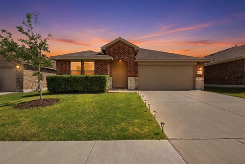 3713 Ridgeway Ln, Argyle, TX, 76226-3852 | Card Image