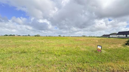 383 Brahman Trl, Angleton, TX, 77515-5079 | Card Image
