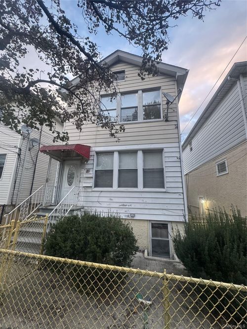 4346 Edson Ave, Bronx, NY, 10466-1814 | Card Image