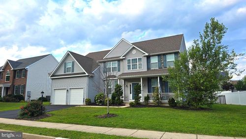 2009 Woodbridge Ln, Pennsburg, PA, 18073-1247 | Card Image