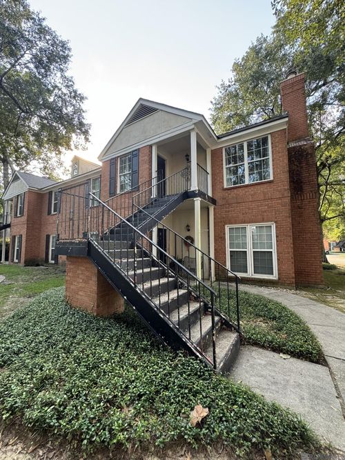 7441 N Jefferson Place Cir, Baton Rouge, LA, 70809-8613 | Card Image