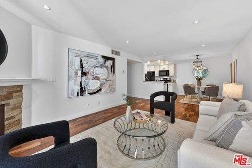 303-8530 Holloway Dr, West Hollywood, CA, 90069 | Card Image
