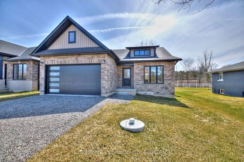 4124 Fly Rd, Campden, ON, L0R1G0 | Card Image