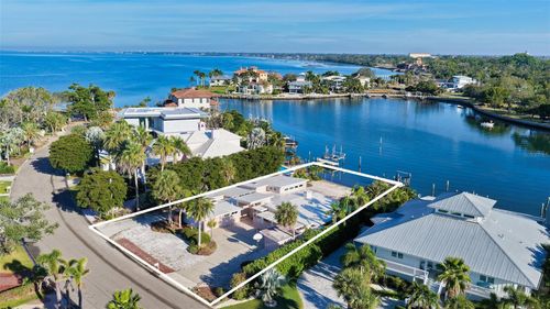 355 S Shore Dr, Sarasota, FL, 34234-3746 | Card Image
