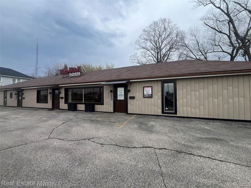 2004 and 2008 10th Avenue, Port Huron, MI, 48060 | Card Image