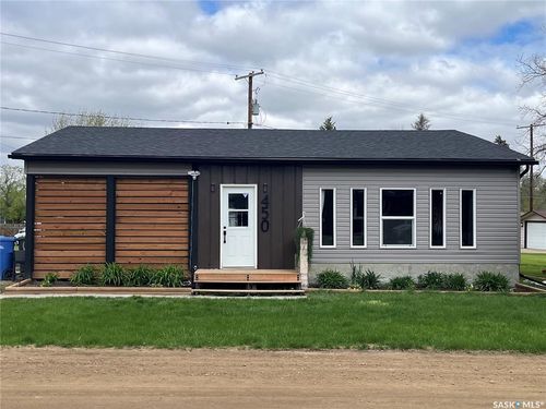 450 6th St, Craik, SK, S0G0A3 | Card Image