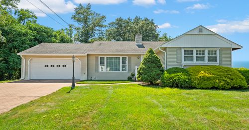 11 Zipp Ave, Bristol, CT, 06010-6769 | Card Image