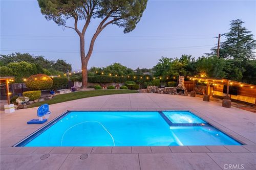 230 Crestline Dr, Paso Robles, CA, 93446-1116 | Card Image