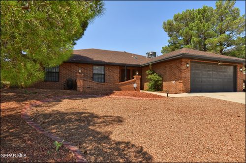 6761 Villa Hermosa Dr, El Paso, TX, 79912-1725 | Card Image