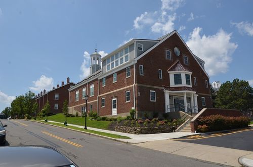 8-6 Admirals Way, Chelsea, MA, 02150-4084 | Card Image
