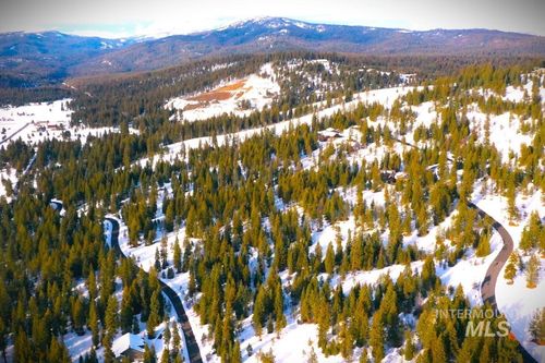 7 Whitefield Ln, McCall, ID, 83638 | Card Image