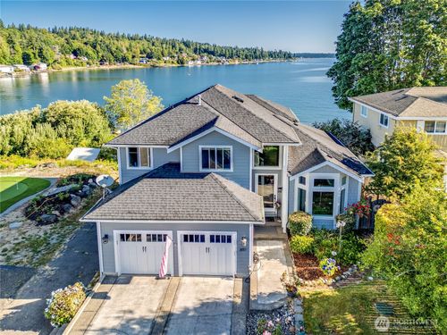 8117 Se Bay St, Port Orchard, WA, 98366-8802 | Card Image