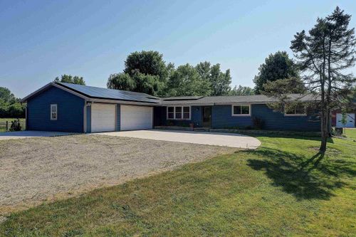 N3562 River Rd, Columbus, WI, 53925-2007 | Card Image