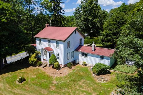 2 S Cross Rd, Lagrangeville, NY, 12540-5702 | Card Image