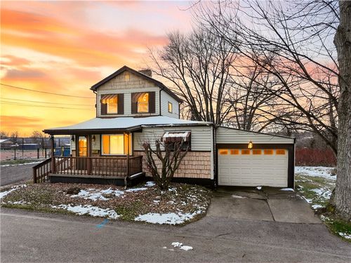 560 Connecticut, Rochester Twp, PA, 15074 | Card Image