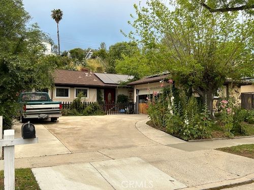 27135 Cabrera Ave, Saugus, CA, 91350-2125 | Card Image
