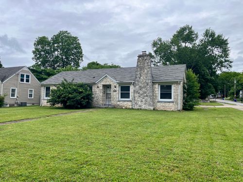 1701 Kenton St, Bowling Green, KY, 42101-2948 | Card Image