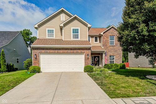 6562 Clary Circle Dr, Greenwood, IN, 46143-6255 | Card Image