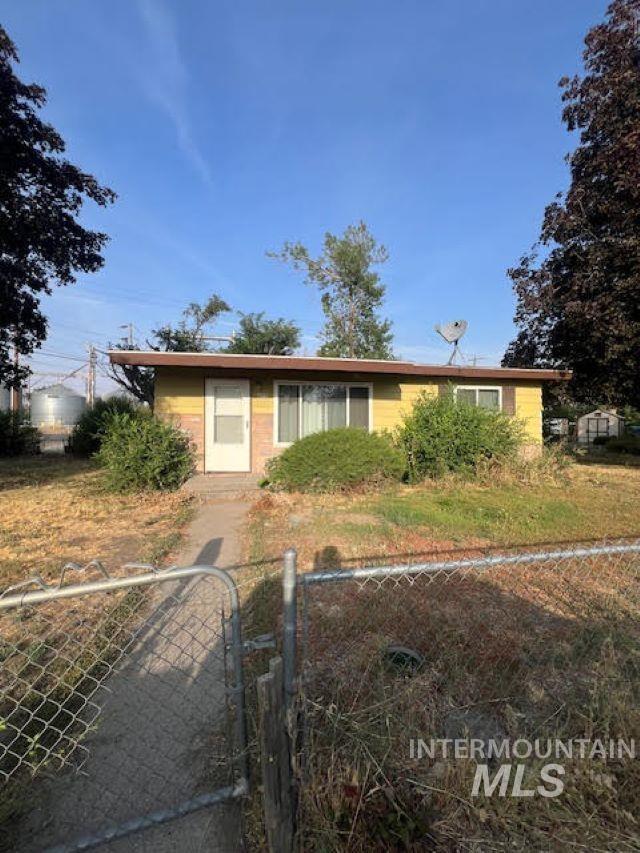 2nd , Mountain Home, ID 83647