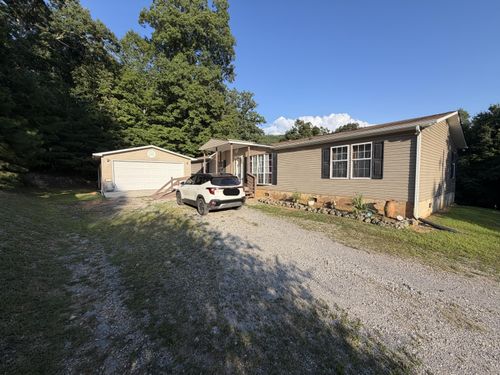 7600 Hunters Ridge Way, Knoxville, TN, 37914-8928 | Card Image