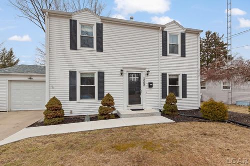 1060 Scottdale Drive Drive, Adrian, MI, 49221 | Card Image