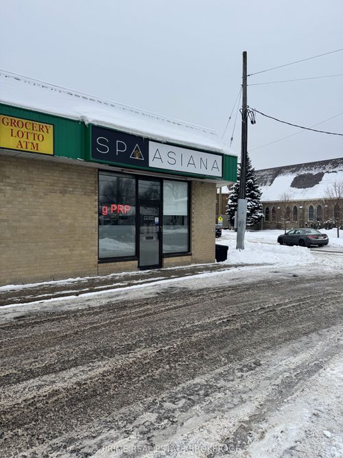 {{alt}} | Card Image